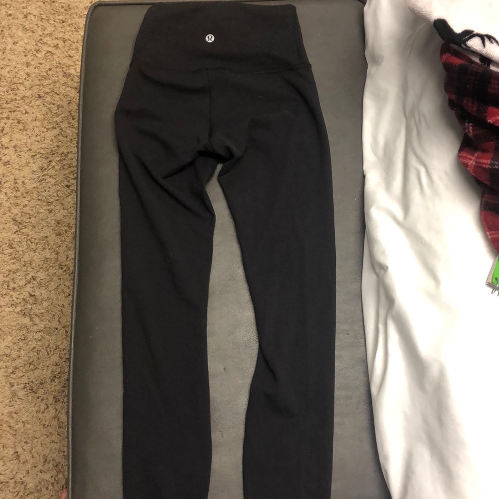 Black lululemon leggings